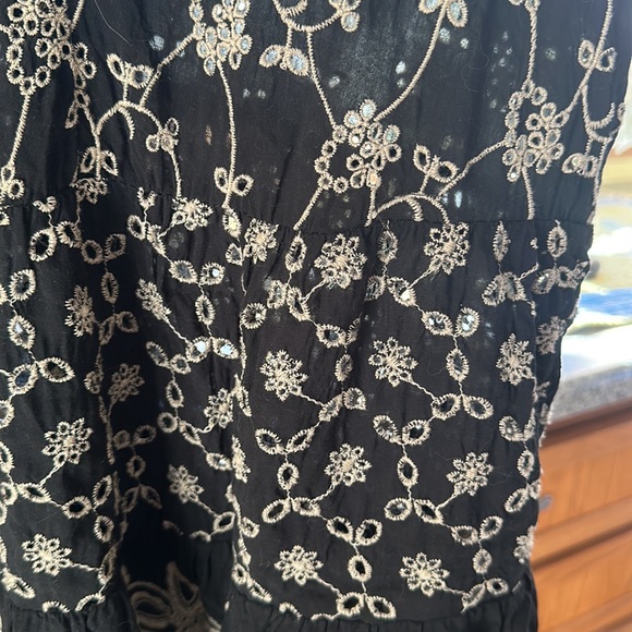 Boho Sleeveless top - Picture 3 of 4